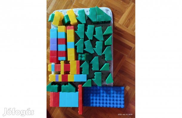 Nagy műanyag építőkocka, építő kocka eladó, 66 db