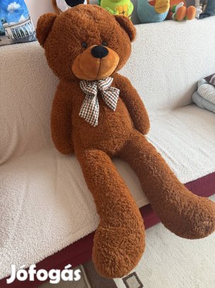 Nagy plüss maci