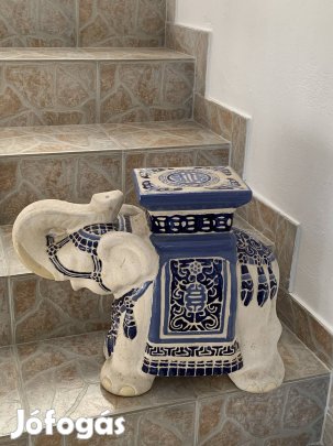 Nagy színes elefánt eladó