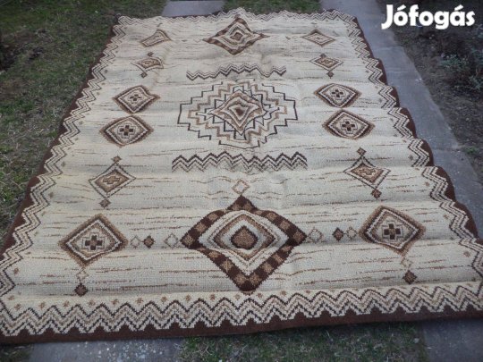 Nagy szönyeg eladó