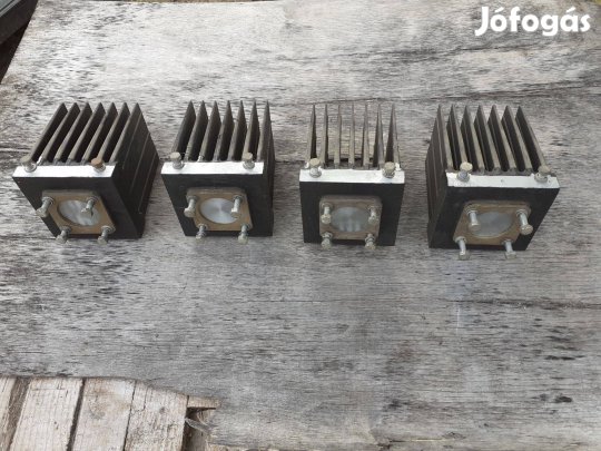 Nagy teljesítményű, ipari hűtőborda