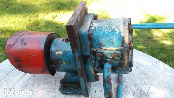Nagy teljesítményű szivattyú Eladó!!!