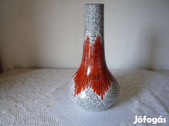 Nagy váza Kerezsi Gyöngyi iparművész alkotás