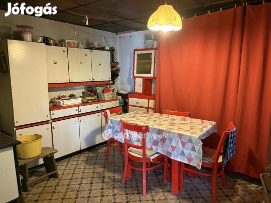 Nagyalásonyi eladó 90 nm-es ház