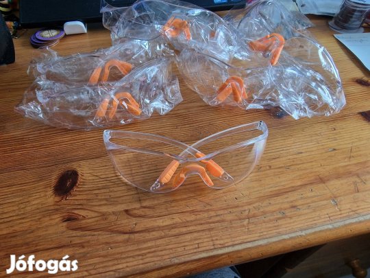 Nagyítós munkavédelmi szemüveg 