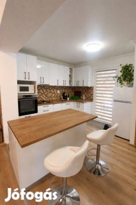 Nagykálló Belvárosában Felújított Családi Ház Eladó!