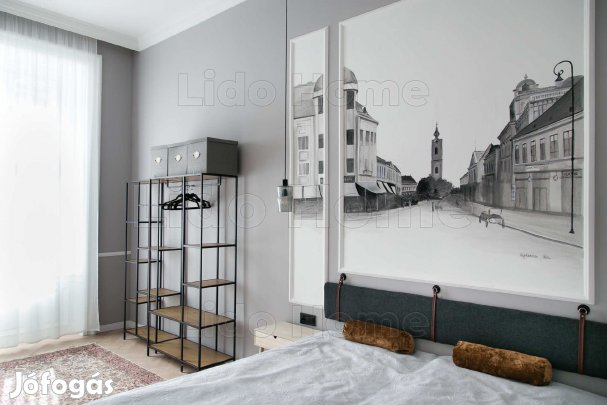 Nagykanizsa Belvárosában eladó egy 75 m2-es, 3 szobás, erkélyes