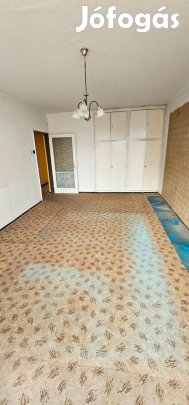 Nagykanizsán a Liszt F utcában 2. em. 2szobás, 2 erkélyes lakás eladó!