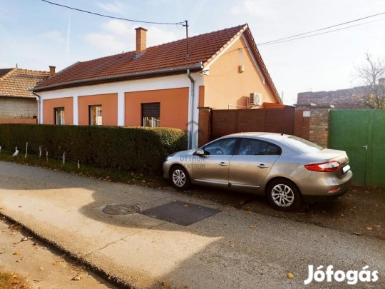 Nagykőrösi eladó 75 nm-es ház