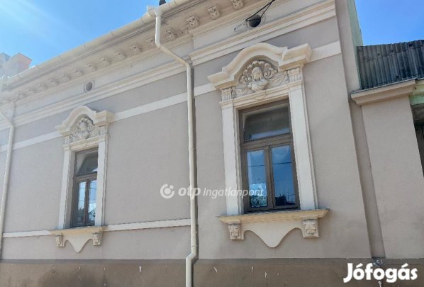 Nagykőrösi eladó 85 nm-es lakás
