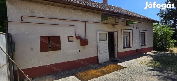 Nagykőrösön családi ház eladó!