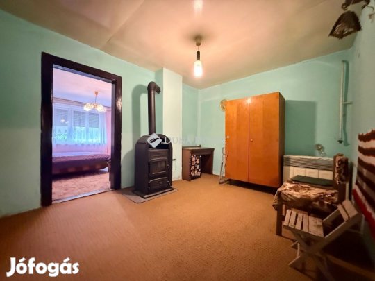 Nagylóki 80 nm-es ház eladó