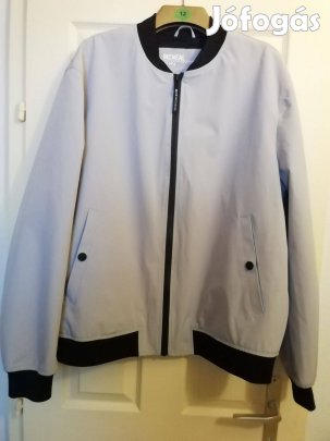 Nagyméretű 3XL, XX L-es férfi tavaszi dzseki, 'kabát olcsón, 1500 Ft