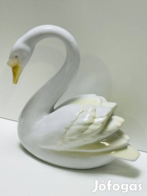 Nagyméretű Hollóházi hattyú