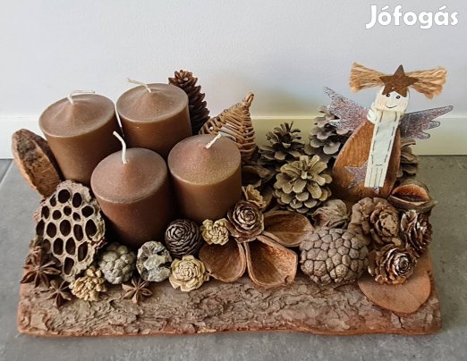 Nagyméretű adventi asztaldísz