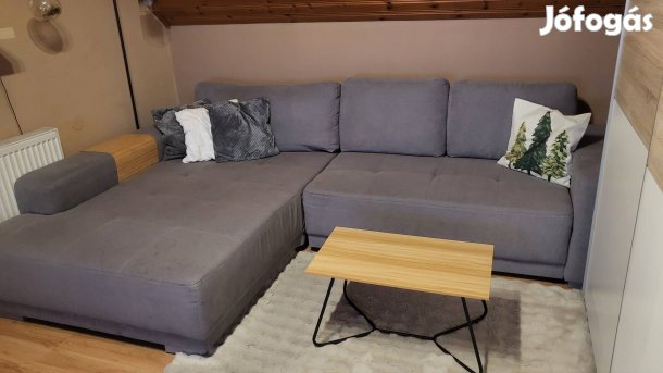 Nagyméretű ágyneműtartós kanapé, ágyazható