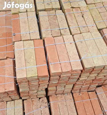 Nagyméretű belső vágott szeletek sárgás árnyalatban 