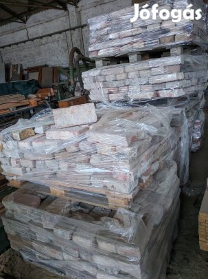 Nagyméretű bontott tégla 