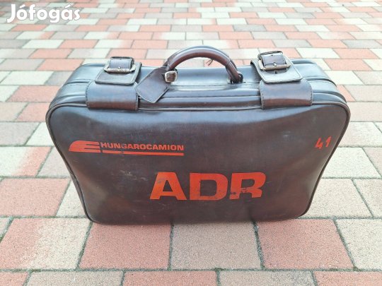 Nagyméretű bőrönd eladó