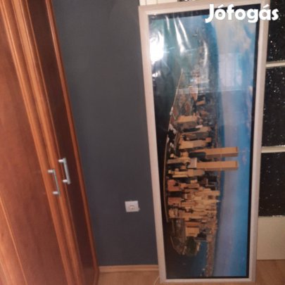 Nagyméretű falidísz,kép keretár alatt