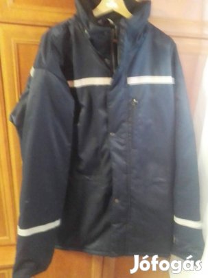 Nagyméretü férfi kinti téli kabát