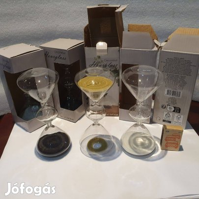 Nagyméretű homokóra kb. 10 perces többféle porral
