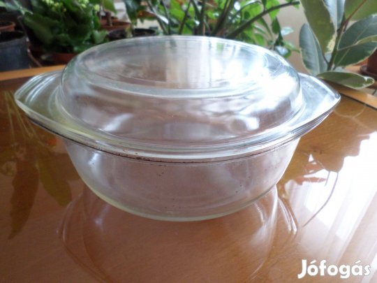 Nagyméretű jénai tál fedőjével