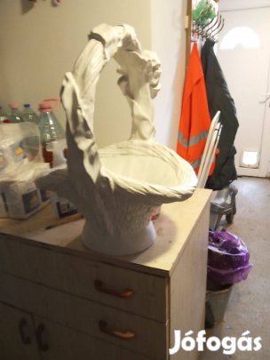 Nagyméretű kőkosár