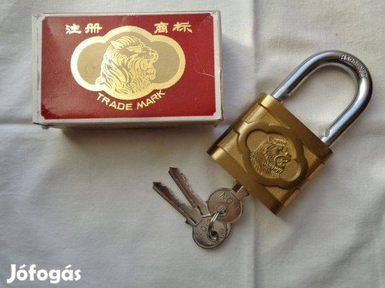 Nagyméretű lion lakat eladó