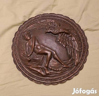 Nagyméretű öntött dekoratív falitányér mitológiai jelenettel Mérete 30