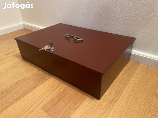 Nagyméretű vaskazetta