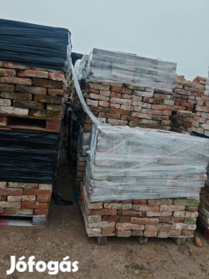 Nagyméretű vörös műemlék tégla Orsz. Száll