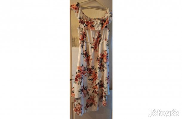 Nagyobb méretre csinos új ruha