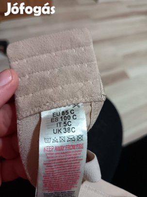 Nagyobb méretű melltartó