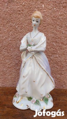 Nagyobb méretű porcelán hölgy szobor