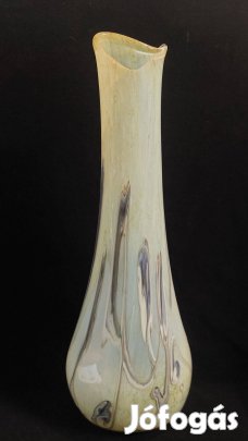 Nagyobb színes üveg váza