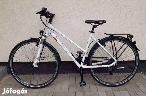 Nagyon keveset használt KTM trekking kerékpár eladó!