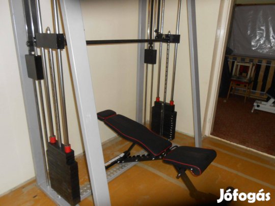 Nagyon maszív fekvenyomó,felhúzó,stb. biztonsági edzőkeret!