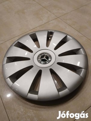 Nagyon szép 16-os 16" Mercedes dísztárcsa szett, gyári cikkszámos. 