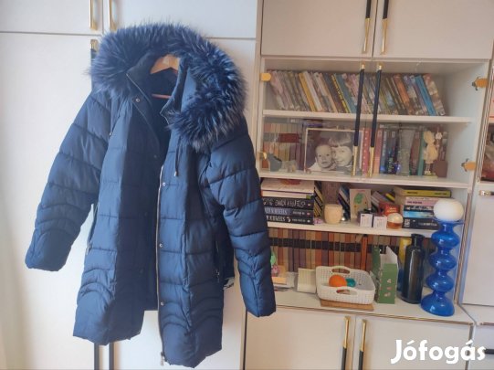 Nagyon szép, meleg télikabát eladó 
