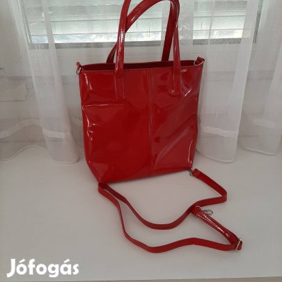 Nagyon szép piros lakk táska Vadonatúj ! 27 x 30 cm