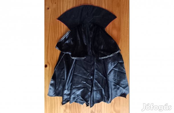 Nagyon vagány Vámpír köpenyek eladóak (13)