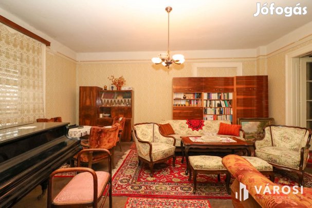 Nagypolgári ház nagy telekkel Nyírvasváriban!