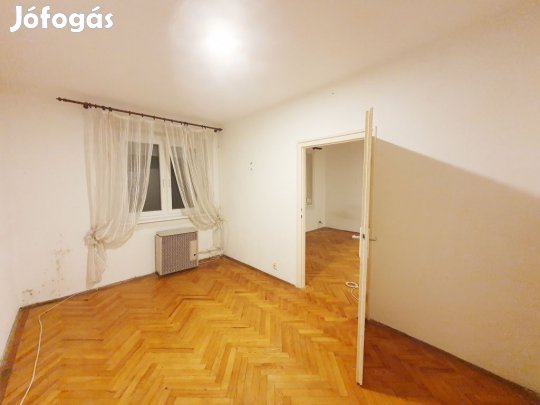Nagytarcsa, Petőfi telep, 52 m2-es, társasházi lakás, 2 szobás