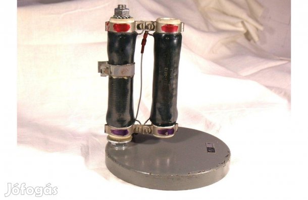 Nagyteljesítményű ellenállás: 2II(15R/60W). Előtét,sönt, műterhelés