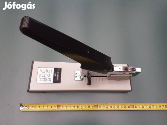 Nagyteljesítményű tűzőgép Esselte 1300