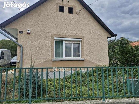 Nagyvejkei 96 nm-es ház eladó