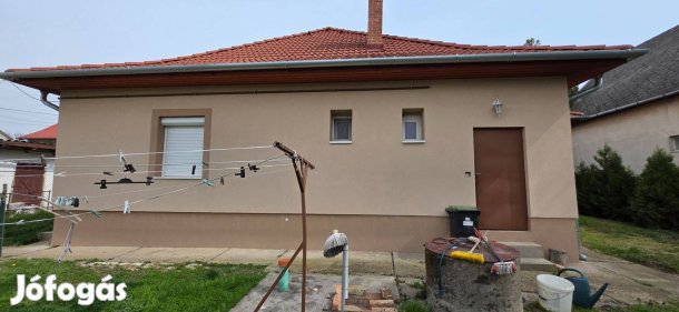 Nagyvenyimen családi ház eladó