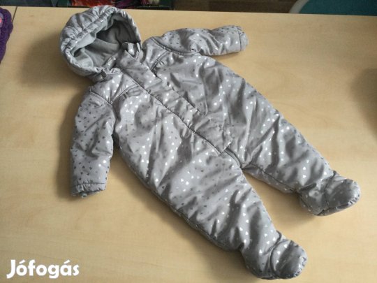 Name it kislány overál