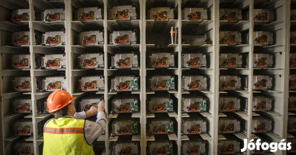 Napelem Akkumulátorok